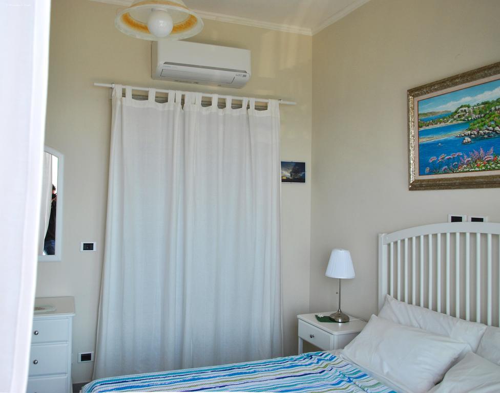Taorminaxos Wonderful Seaview Apartment Giardini Naxos Exterior photo