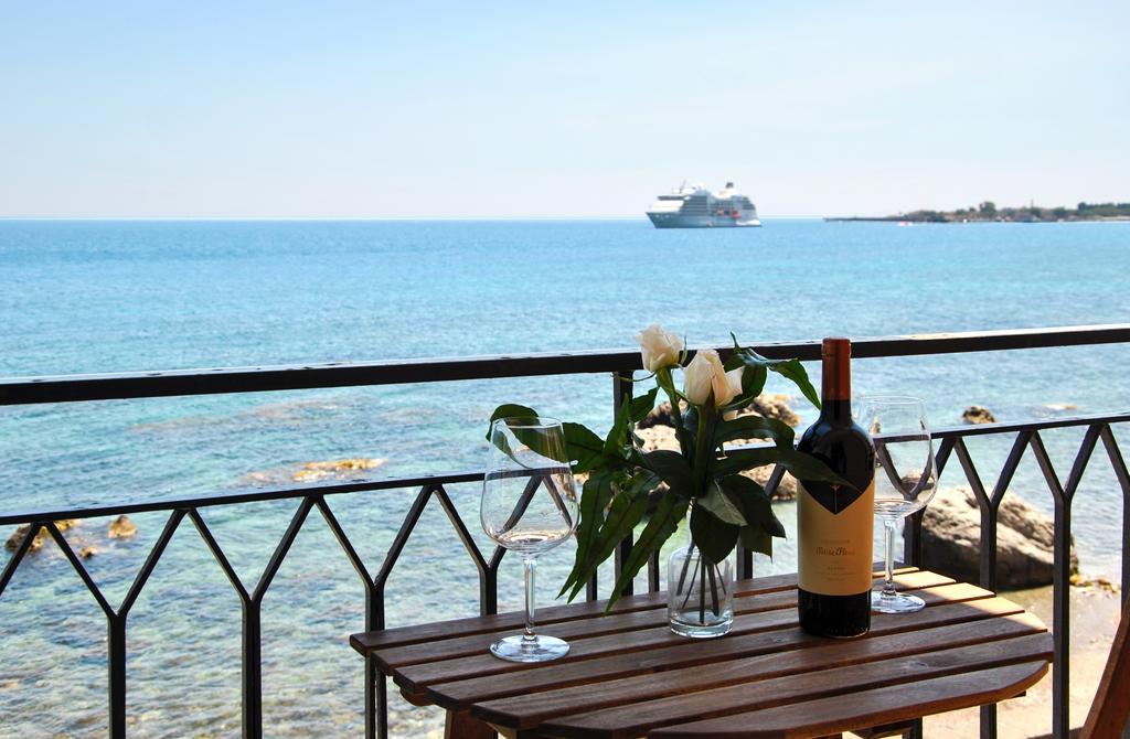 Taorminaxos Wonderful Seaview Apartment Giardini Naxos Exterior photo